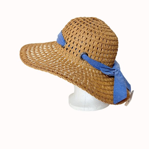 Open Weave Floppy Straw Hat Wide Brim Blue Bow Grommets Beach Cruise Resort Chic - Picture 4 of 16
